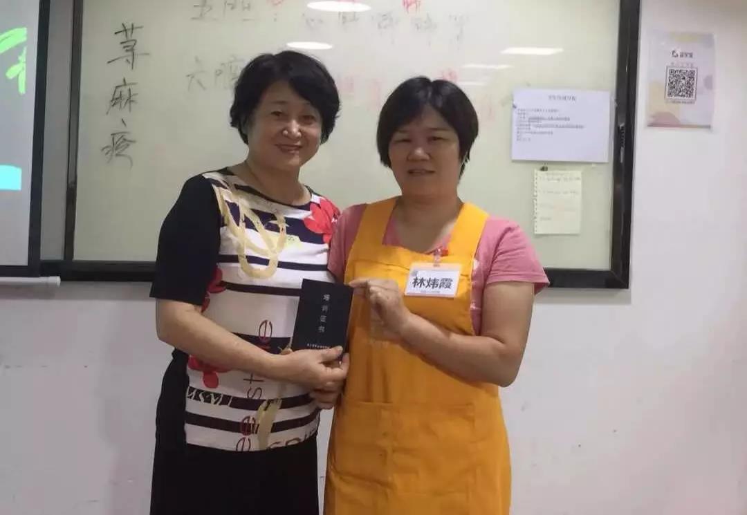 濠江月嫂培訓班：濠江月嫂培訓學校為學員提供專業、優質的培訓課程